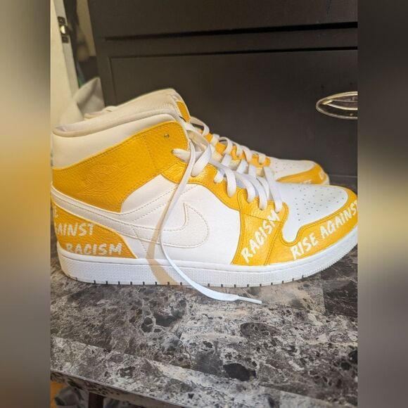 Air Jordan High top Dunks Limited Edition " RISE AGAINST RACISM" Sneaker No Box - Picture 11 of 11